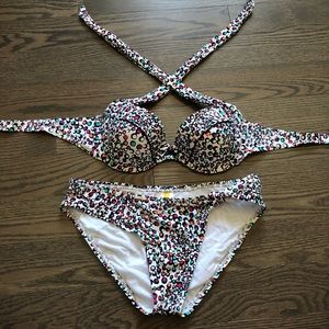 NWoT Lole 2 piece swim suit with halter top and bikini bottom - M